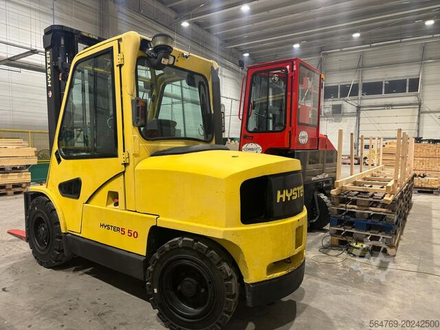 4-wheel forklift Hyster H 5.5 XM // Full cabin // Only 6089 hour