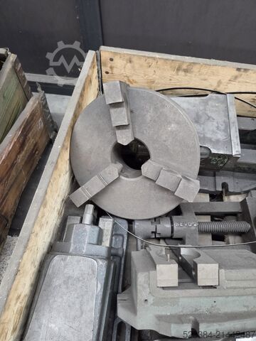 Pallet with various parts Diversen onderdelen Klauwen en klemmen