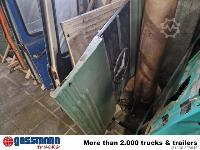 Agricultural machine  Konvolut Türen Oldtimer