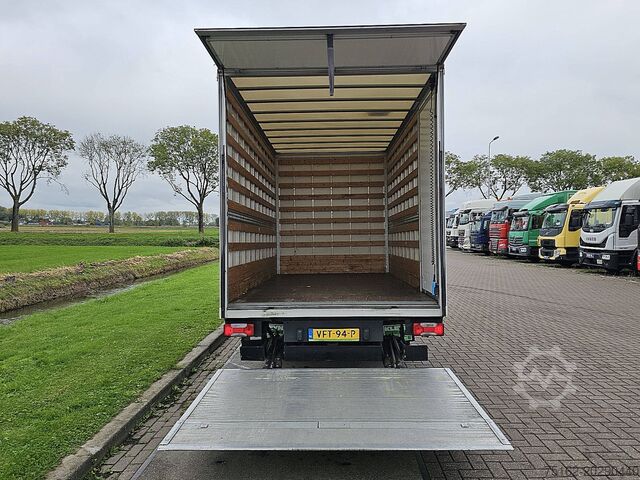Suitcase IVECO DAILY 35C16 Bakwagen Laadklep!