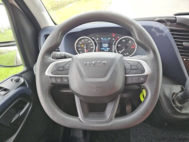 Hochdachkombi IVECO DAILY 50C18 L2H3 3.0Ltr Automaat