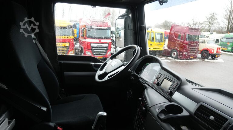 Standard-SZM MAN TGX 33.480 – 6x4 tractor unit