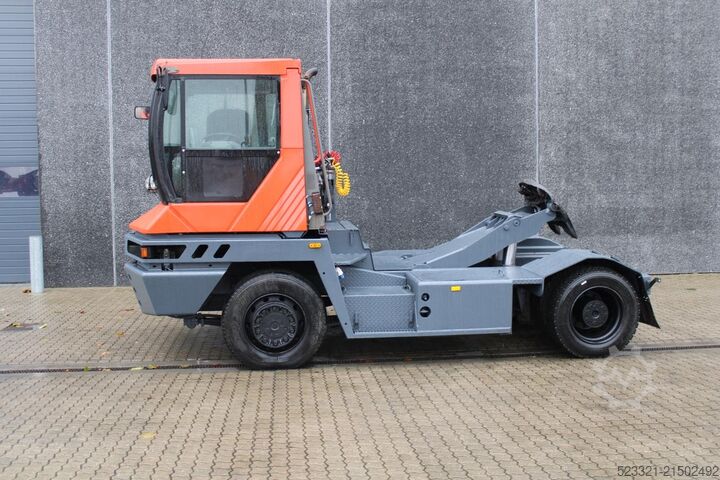 Terminal Tractor Terberg RT222