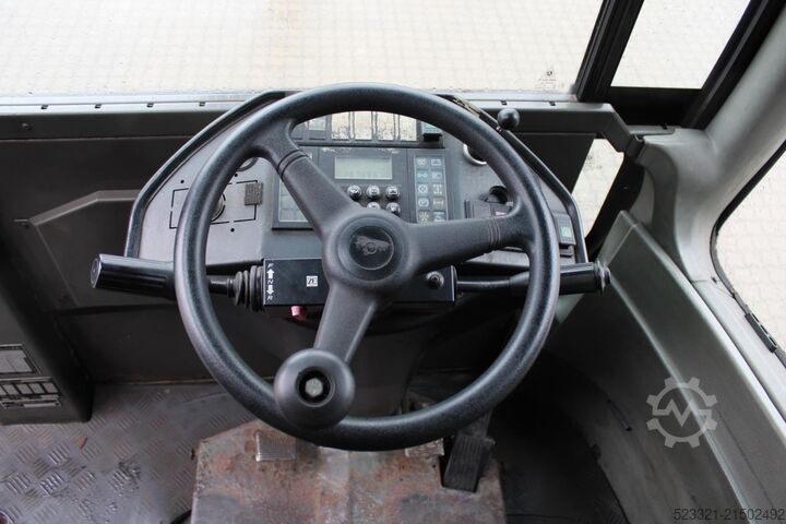 Terminal Tractor Terberg RT222