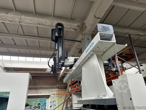 Injection molding machine KraussMaffei KM 350-2000 AX