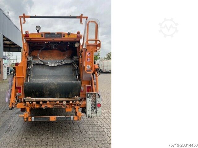 Garbage truck Isuzu N2R 75D 4x2 Semat/Zöller