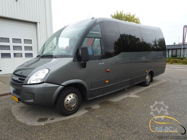 Motor coach IVECO Indcar Wing 28 Sitze EURO 5 Neuer Motor