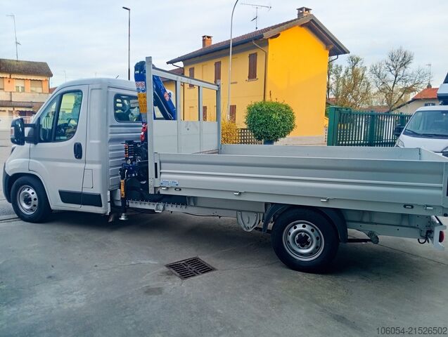 Truck-mounted crane van FIAT Ducato Maxi