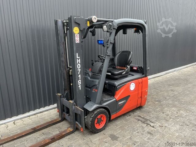 Electric 3-wheel forklift Linde E16-02