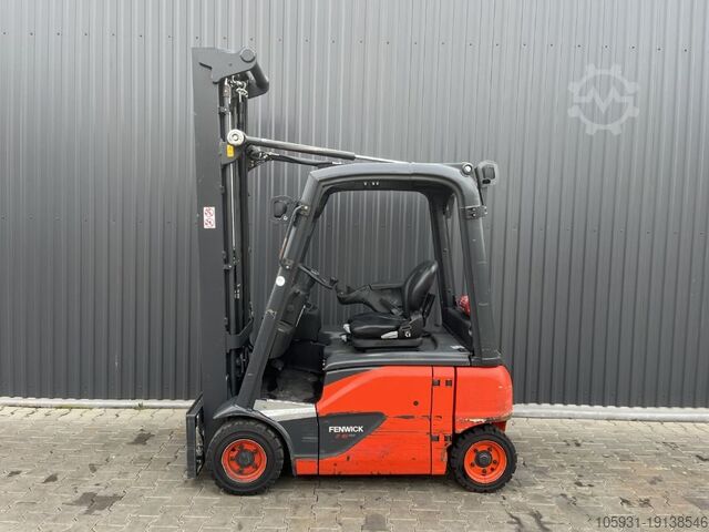 Electric 4-wheel forklift Linde E16P-02