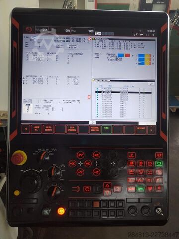 Vertikales Bearbeitungszentrum Mazak VTC-530C