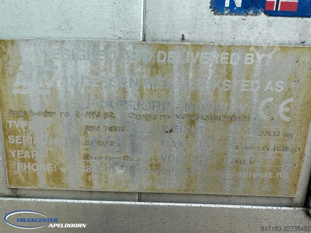 Betonpumpe Mercedes-Benz Arocs 3242 AMV 7450D Concreetsprayer, 8x4 Naafr...