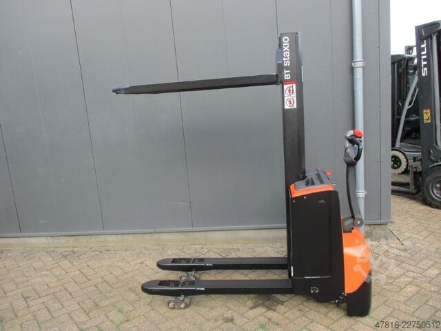 Hochhubwagen BT SWE 080L