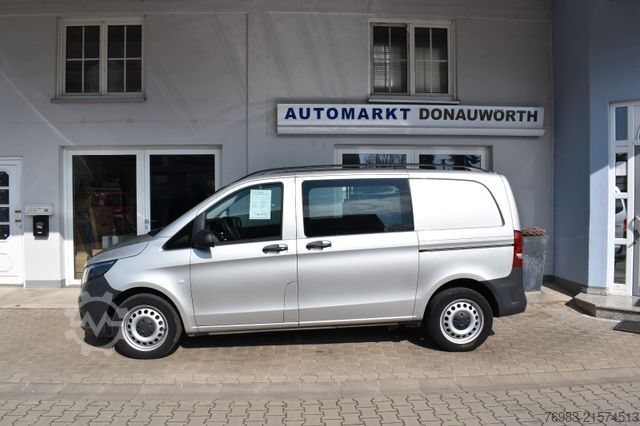 Panel van MERCEDES-BENZ Vito Mixto 114 CDI 4x4 kompakt Autom. 5 Sitzer