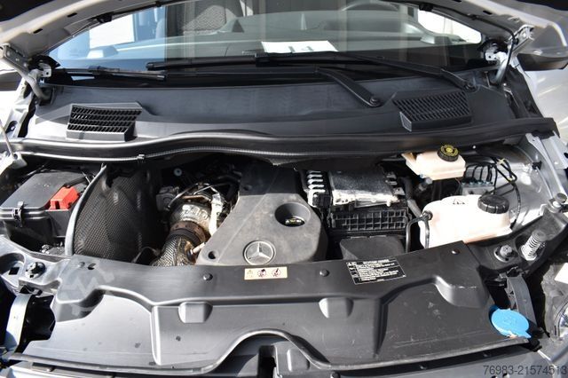 Panel van MERCEDES-BENZ Vito Mixto 114 CDI 4x4 kompakt Autom. 5 Sitzer