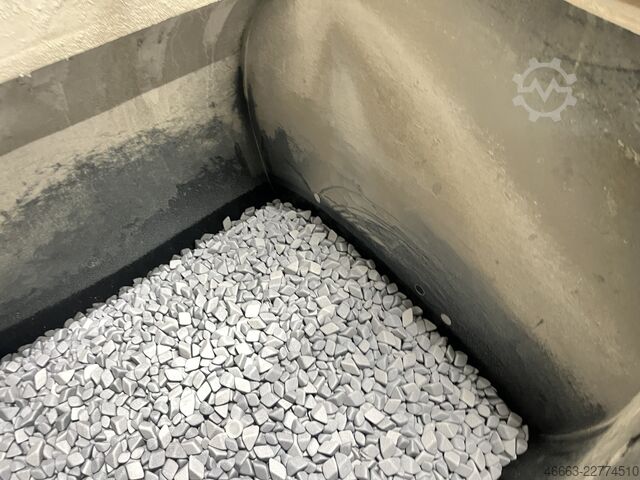 Vibratory finishing system: Service scheduled in 2026 Rösler R1100 x 1300 TS15