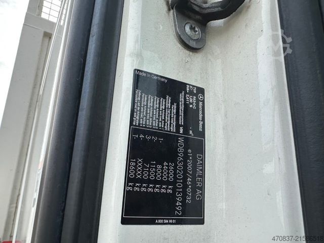 LKW mit Pritsche (offen) MERCEDES-BENZ Actros 2543 / Kran Palfinger PK 33002 + Jib