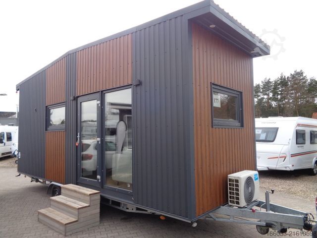 Wohnwagen/Wohnmobil  *voll eingerichtet*mit Strassenzulassung*