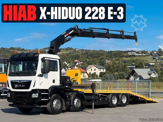 Tow truck MAN TGS 35.360 * Abschleppwagen 8,10 m * KRAN/ FUNK!