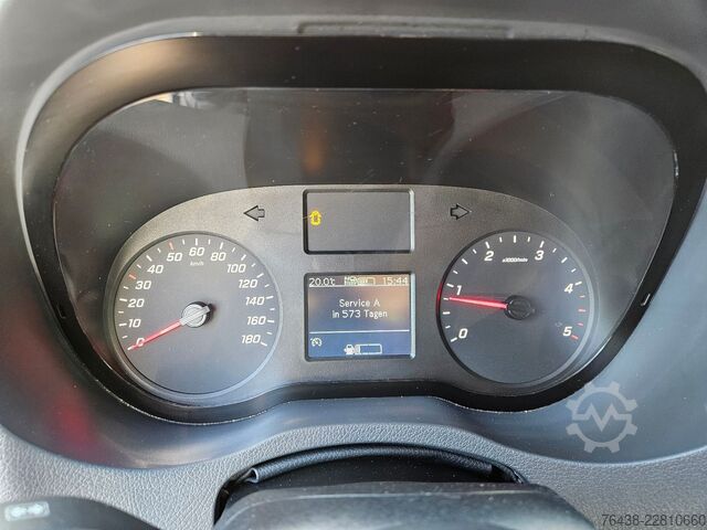 Box van MERCEDES-BENZ Sprinter 317 cdi MAXI KOFFER LBW TüvREIF+BREMneu
