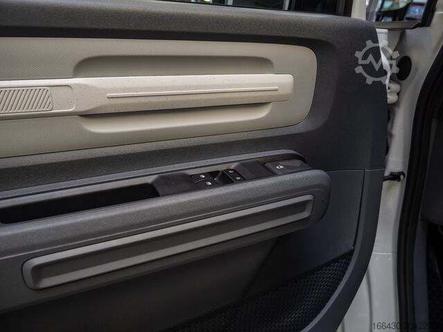 Kleinbus Maxus eDELIVER 5 KA L1H1 64 kW/h Klima 360° LED PDC