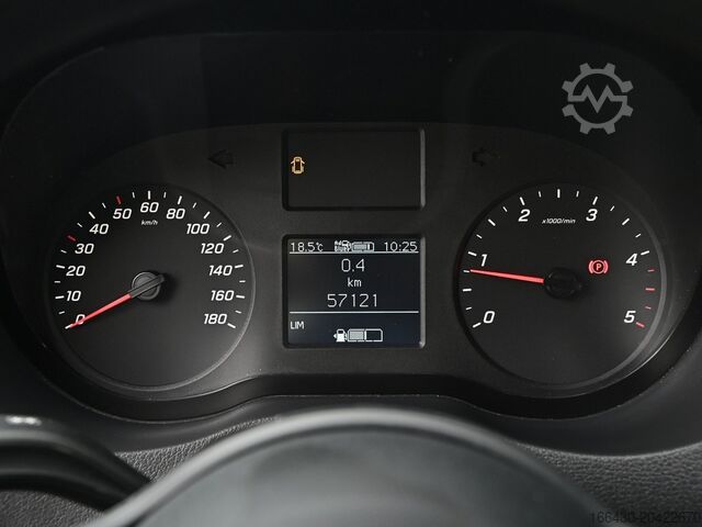 Kastenwagen hoch Mercedes-Benz Sprinter 317 CDI Kasten L2H2 Holz Navi Kamera