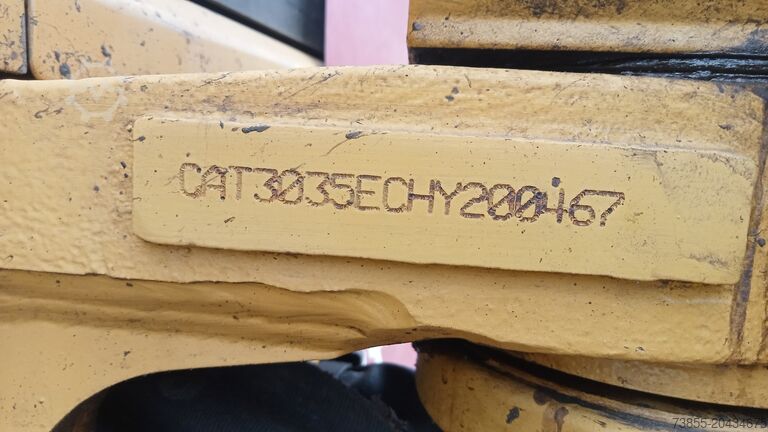 Minibagger < 7t Caterpillar 303.5E2 CR with 3 buckets