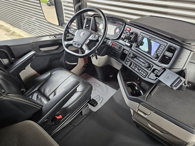 Standard-SZM Scania S450 6x2/4 LIFT / STEER / RETARDER / PARKING CO...