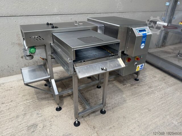 FERROUS IN FOIL METAL DETECTOR LOMA IQ2