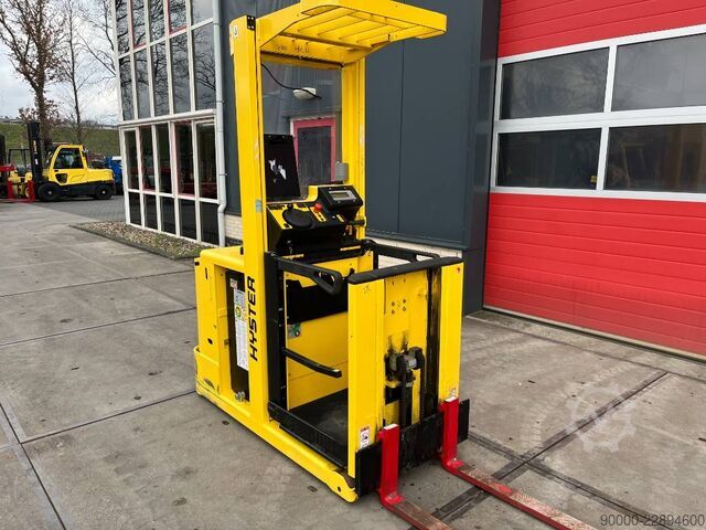 Order picker Hyster K1.0L 1000kg Orderpicker / heftruck / stapelaar