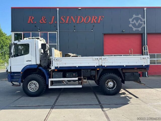 Flatbed Mercedes-Benz Axor 1829 A 4x4 - R