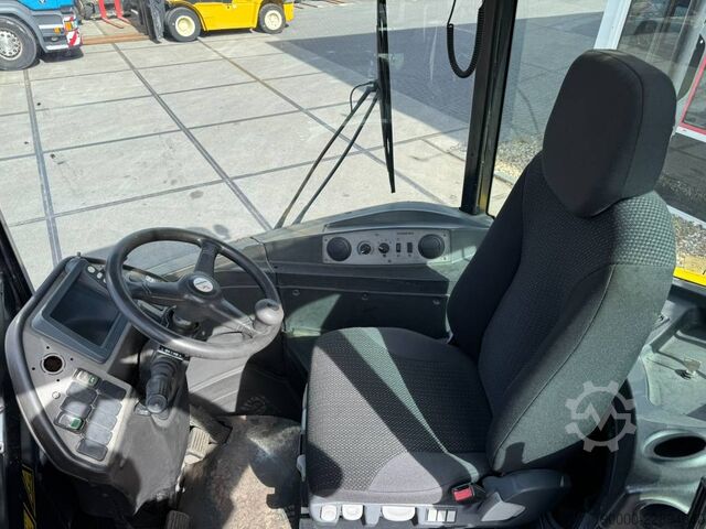 Terminal tractor Terberg RT 283