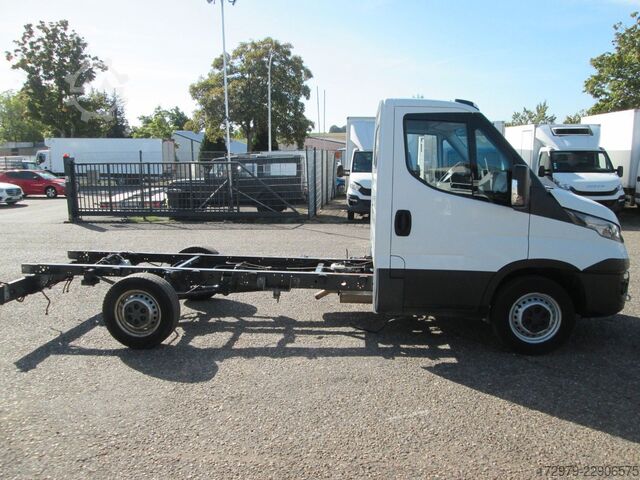 Van chassis IVECO 35 S14 *Fahrgestell*Euro6*