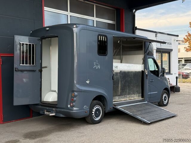 Viehtransporter RENAULT Master 125 2.3dci Sattelkammer KlimaKameraLeder