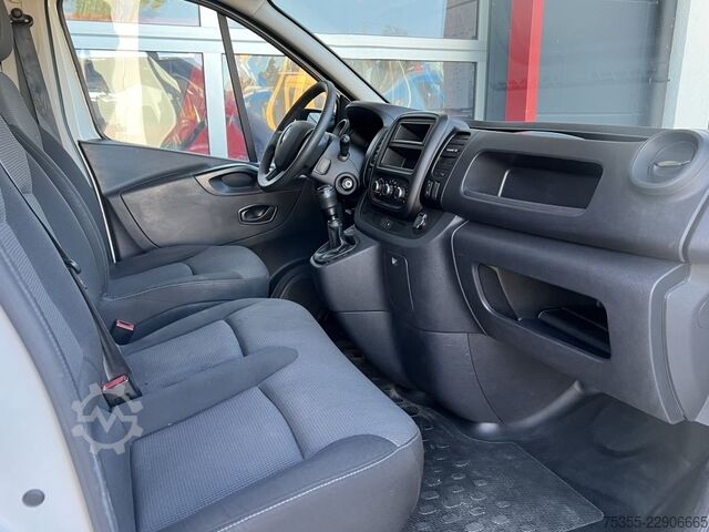Kastenwagen RENAULT Trafic L2 Klima Hecktüren 180° 3-Sitze Euro6d
