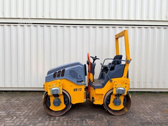 Walzenzug HAMM HD12VV / 2012 BJ / 1.369 H / 2.695 KG