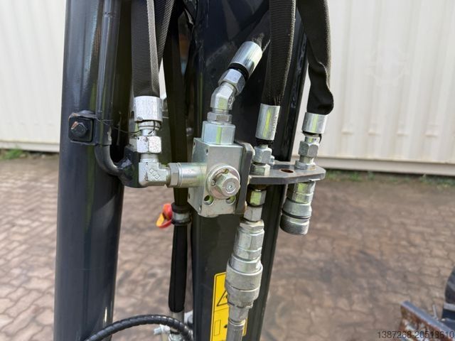 Minibagger EUROCOMACH 18ZT / 2022 BJ / 208 Stunden / MS01