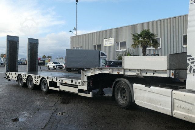 Low loader semitrailer Vega VEGA, 3-Achser, Hydr. Rampen, Verzinkt, Gelenkt