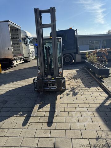 Electric - 3 wheels Jungheinrich EFG 220 ZVG 650DZ
