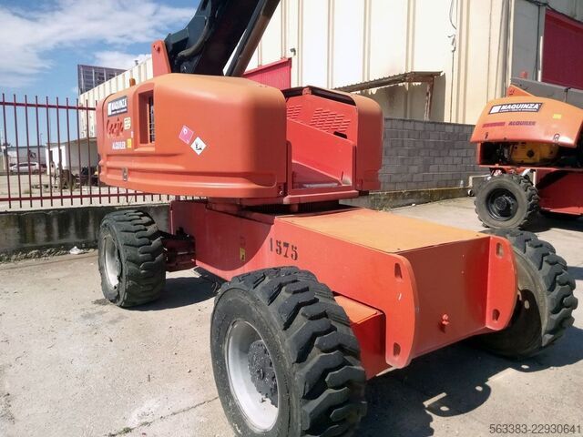 Telescopic boom lift Genie S65