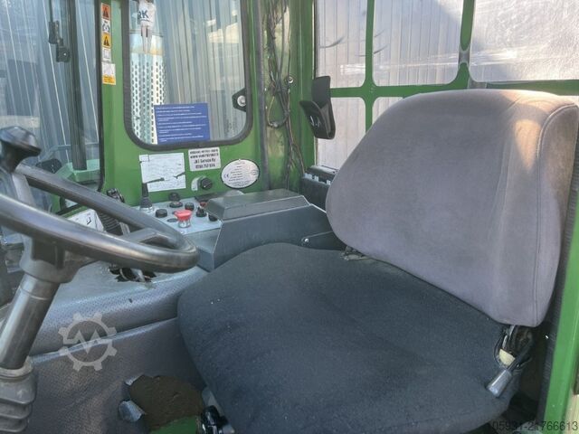 Multidirectional Sideloader Combilift C4000