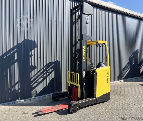 Schubmaststapler Hyster R1.4