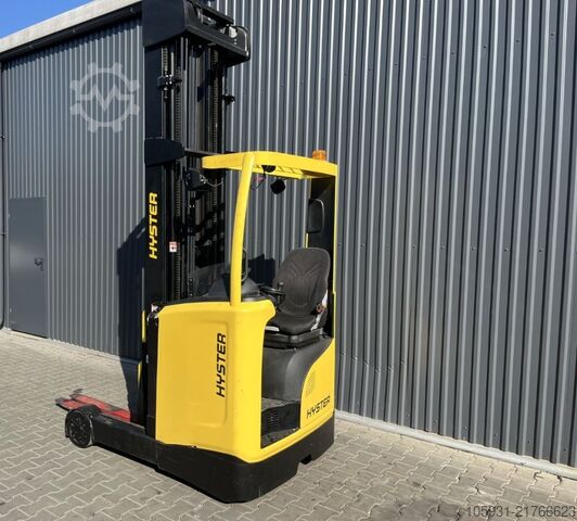 Schubmaststapler Hyster R1.4