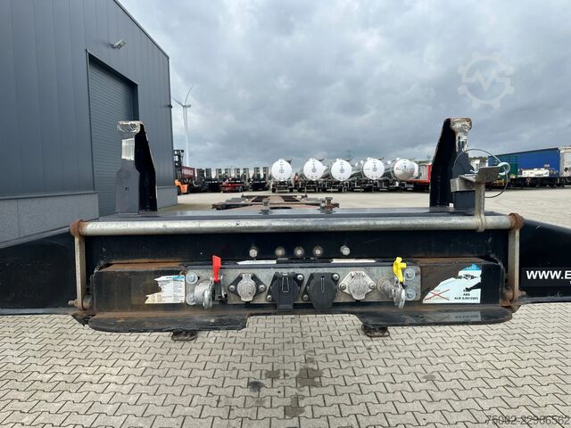 Container transportation D-TEC FLEXITRAILER TRACTION / ADR / SAF + discbrakes ...