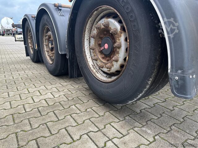 Container transportation D-TEC FLEXITRAILER TRACTION / ADR / SAF + discbrakes ...