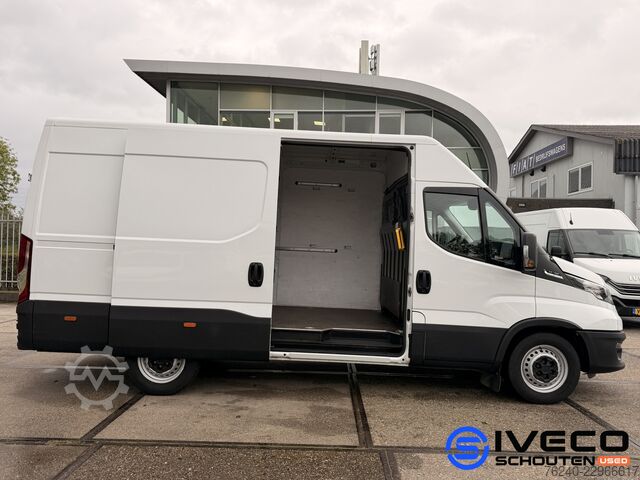 High-roof van Iveco Daily 35S16V A8 2.3L 160pk | L3H2 W3520L | Auto...