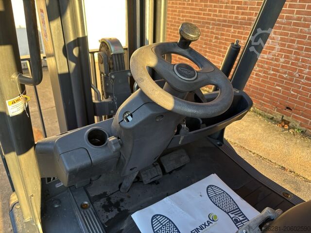 LPG Forklifts Linde H35T