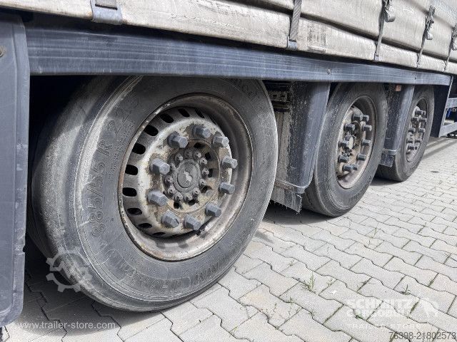 Open semitrailer with tarp Schmitz Cargobull Curtainsider Mega
