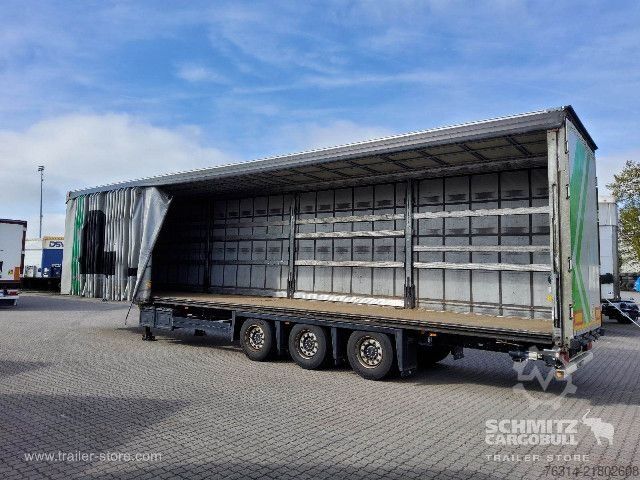Open semitrailer with tarp Schmitz Cargobull Curtainsider Mega Getränke