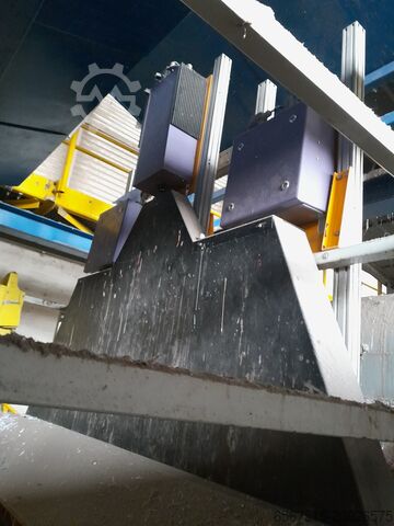 Optical paper sorting plant  